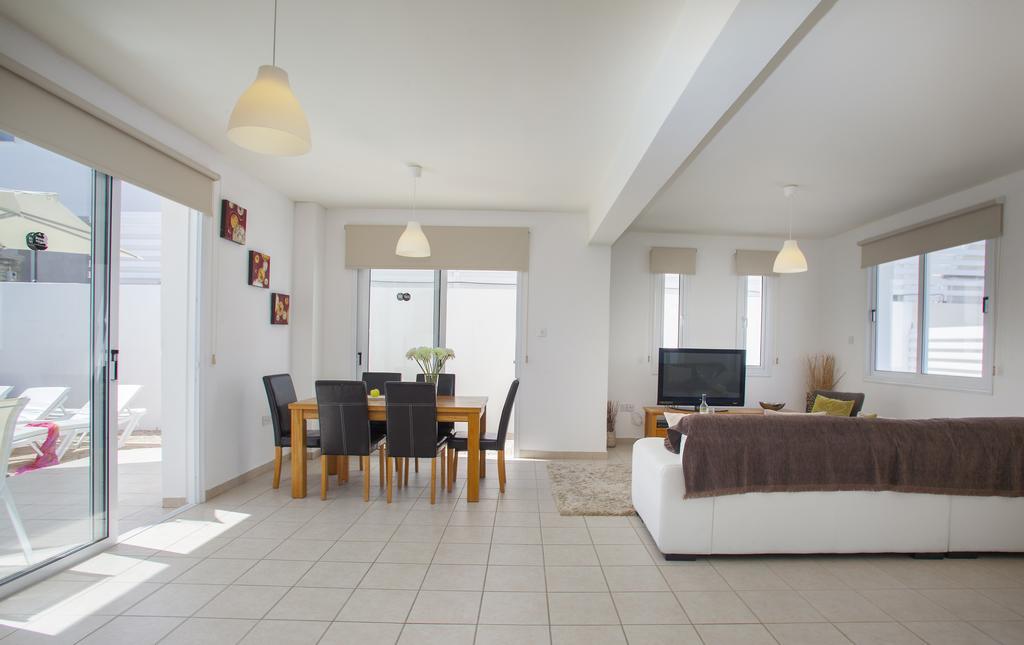 Villa Clematis Протарас Экстерьер фото